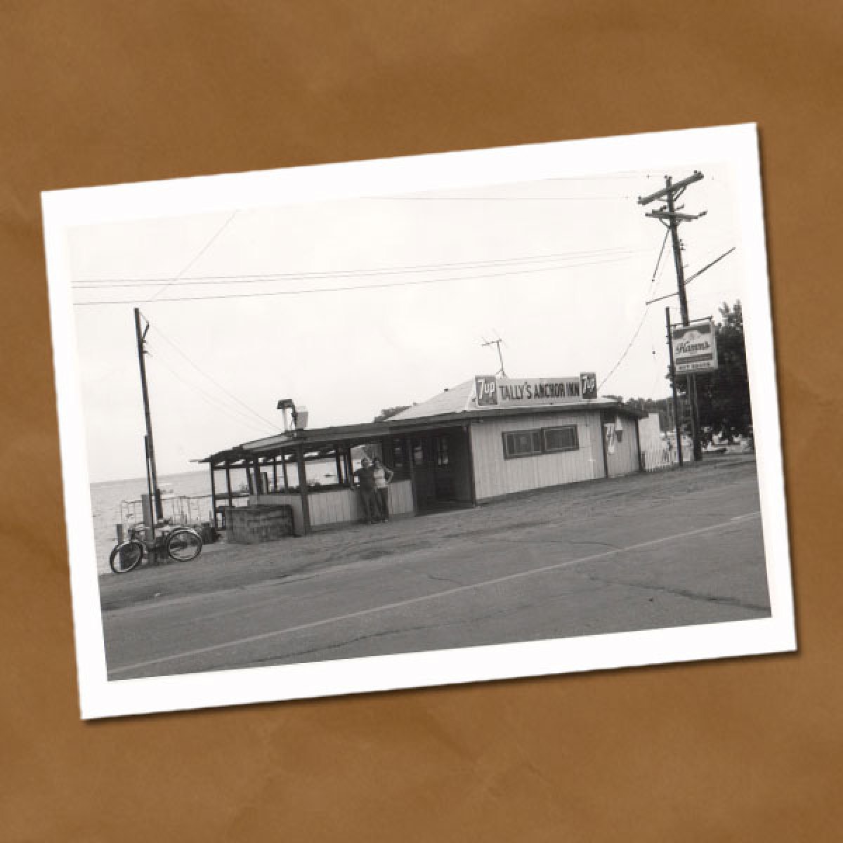 Old black and white photo of Tally's Dockside